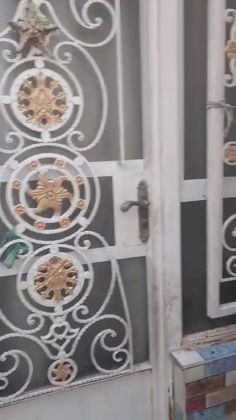 هيكل للبيع طابقين  خلف المصرف بصف مولده قاسم قدوري ركن ع شارعين  مساحه 220 مترزراعي. السعر 85 وبي مجال بالخدمه بيع مستعجل ***********4
