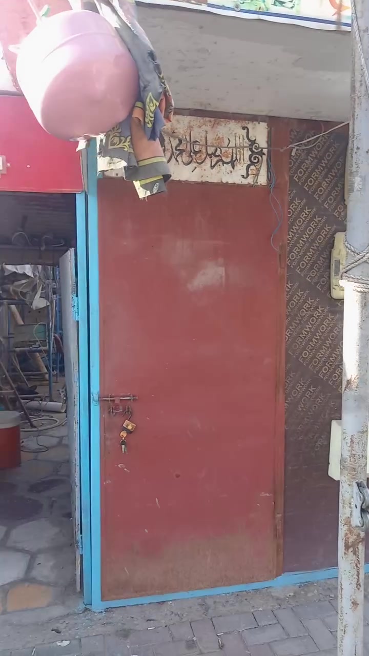 سلام عليكم مكان صويره حي الزهور ***********
سلام ابو داوود
