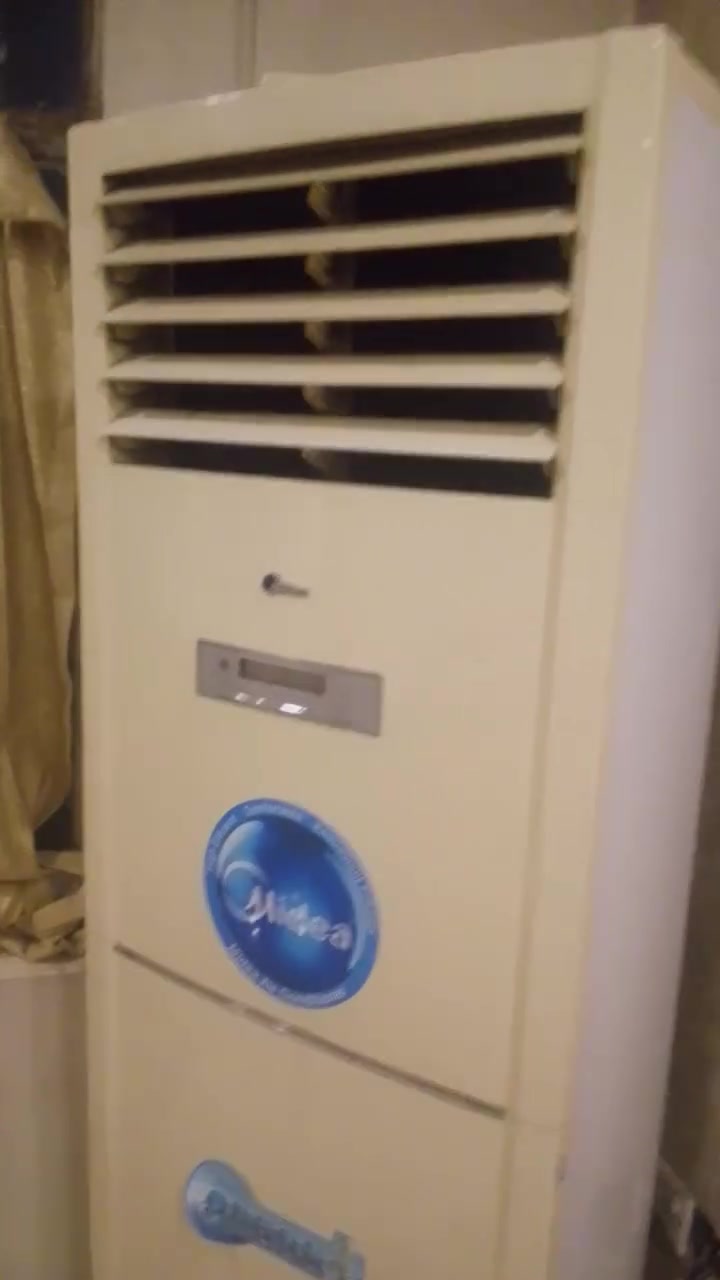 سلام عليكم عندي سبلت 3طن شغال نضيف كلش هاذ رقم ***********
