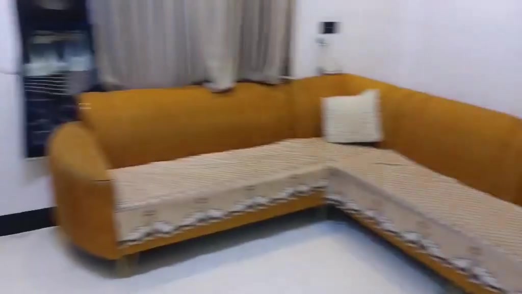 كنب • صالون • للبيع