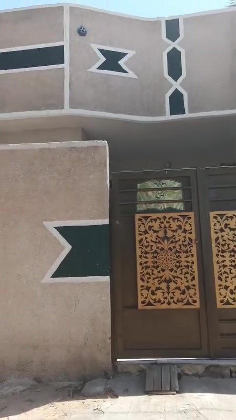 ١٠٠م • غرفة وصالة • مقابل جامعة العميد