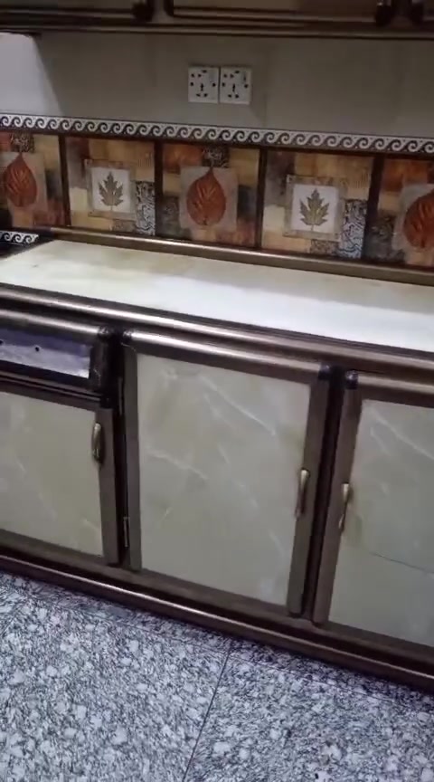 البيع مكلف بنشر  المكان كحلاء
***********
