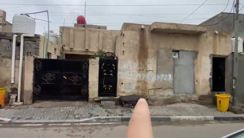 بيت للبيع القبله قرب البريد شارع المركز
المساحه ٢١٨
رقم ***********
