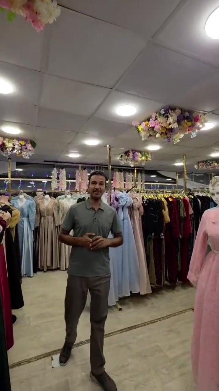 فستان كيبور كوري كوالتي عالي واتساب ***********
سوك المحموديه القيصريه المسكفه قرب كراج بغداد #المحموديه_مدينتي #بنات_العراق #مشاهـدات #فساتين_زفاف
