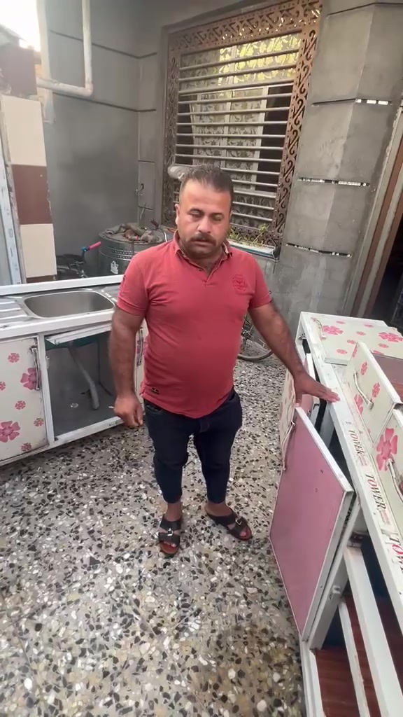 سلام وعليكم يوجد خدمه تصليح داخل منزل.
 كاونترات بيبان. و بيبان VPC  
وتعهدات زجاجيه عامه
ضمن منطقة الدوره وبساعر تنافسيه
كله داخل منزل تواصل *********** 
@إشارة #متابعين
