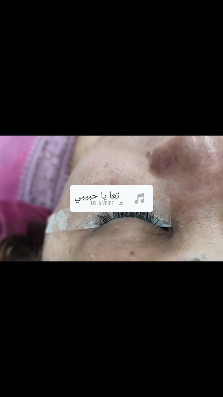 مركز رودينا للتجميل الجميلات متواصلين في العمل طول ايام الاسبوع الحجز والستفسار ع رقم ***********
