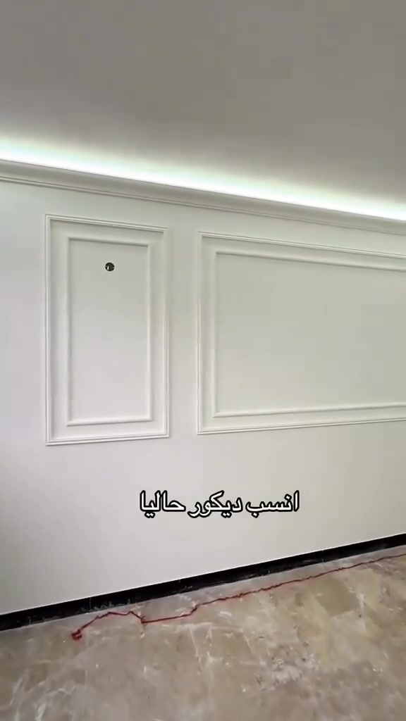 الانسب والبسيط 
جمال البساطه و الاناقة و الالوان 
.

مستعدون لتنفيذ كافة اعمال الديكورات و الاصباغ 
***********
