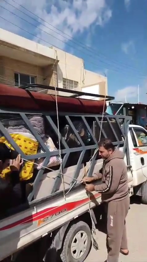 أبو محمد الكبيسي لنقل الاثاث
فتح وشد غرف النوم 
فتح وشد السبالت 
نقل الاثاث مع التغليف حسب طلب الزبون 
***********واتساب 
داخل بغداد فقط 
متوفر سيارات كافه الاحجام 
صيانه غرف النوم
