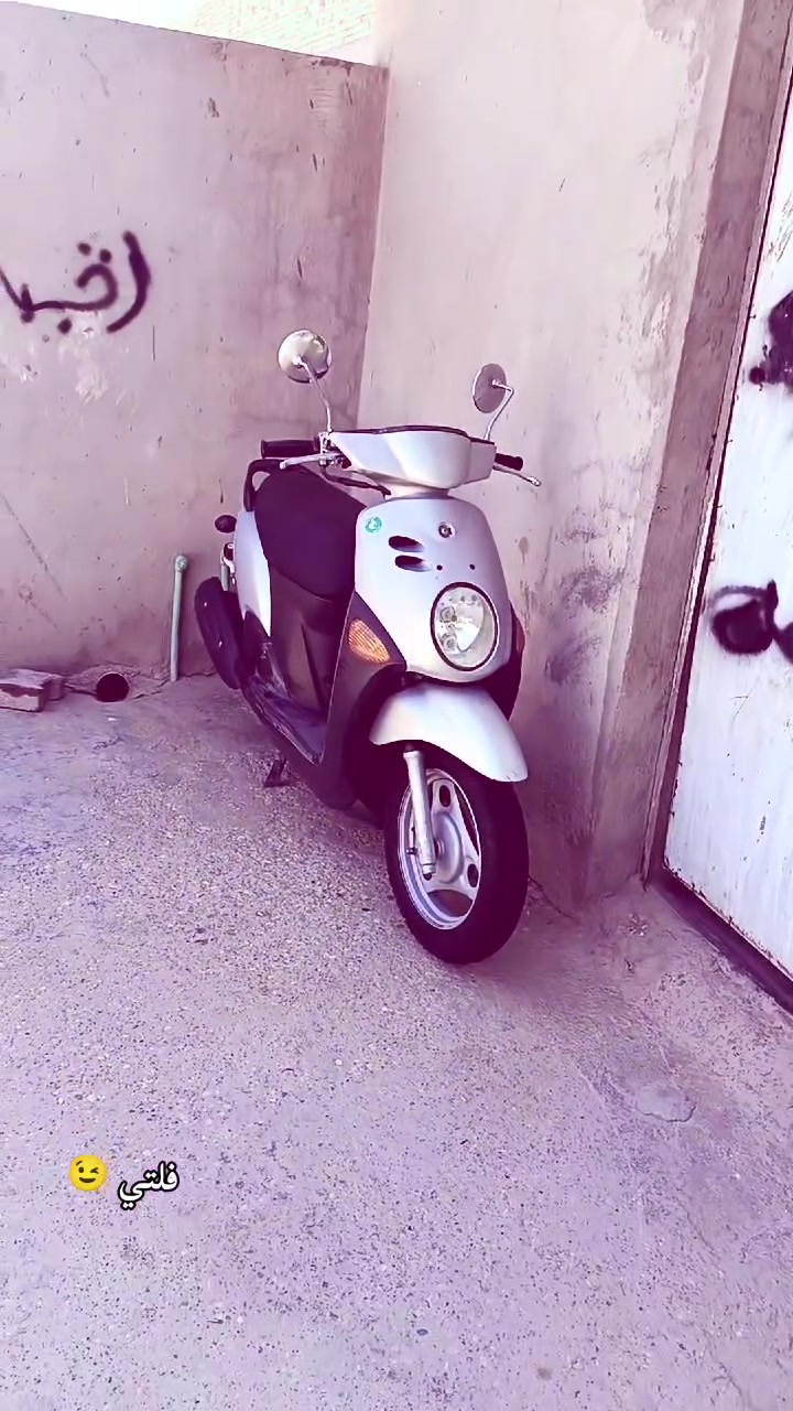 دراجه فله للبيع مكفوله كفاله عامه ختم واحد وياه المكينه هاذا رقمي وتصل ***********
