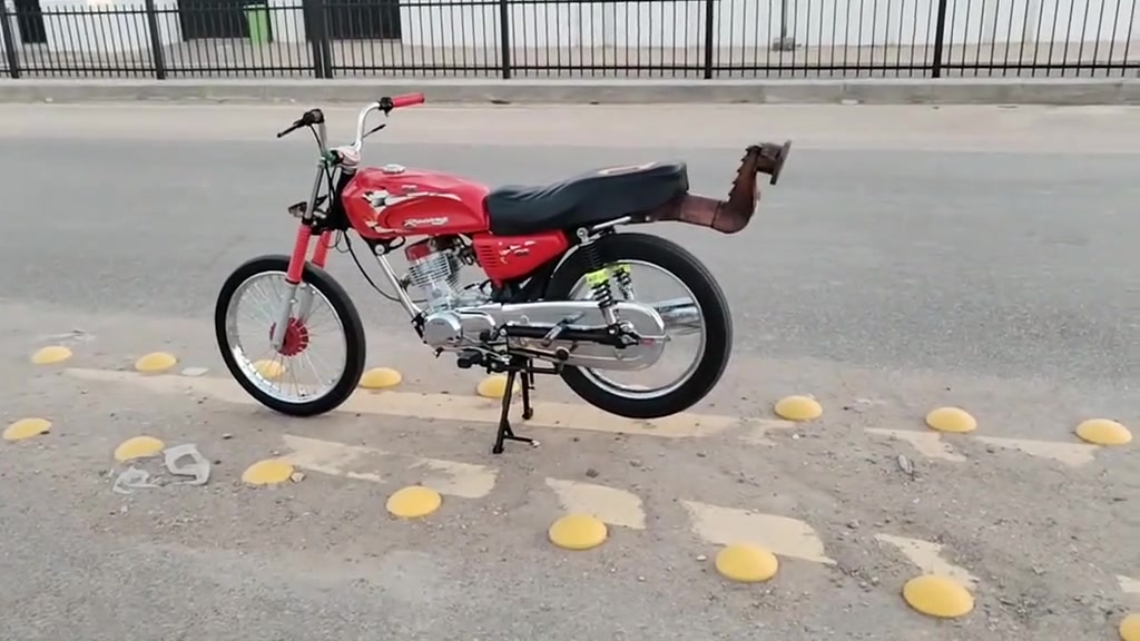 سلام عليكم شباب دراجه البيع سبب البيع ضروف مستعجل عل بيعته الخاص مغلق؟
مكلف بنشر👇
سعر ‏‪***********
