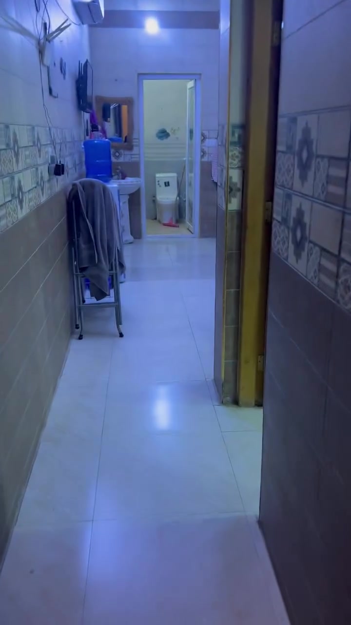 مشتمل للبيع ٦٥ ثلاث طوابق ) ٥ حمامات السده بيت غلام اول بيت بل زراعي ***********
