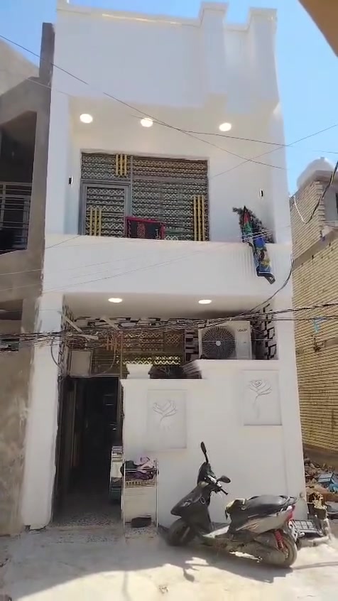 خمسين متر للبيع شارع افران ضياء قريب عل شارع 
السعر عل تصال ***********
