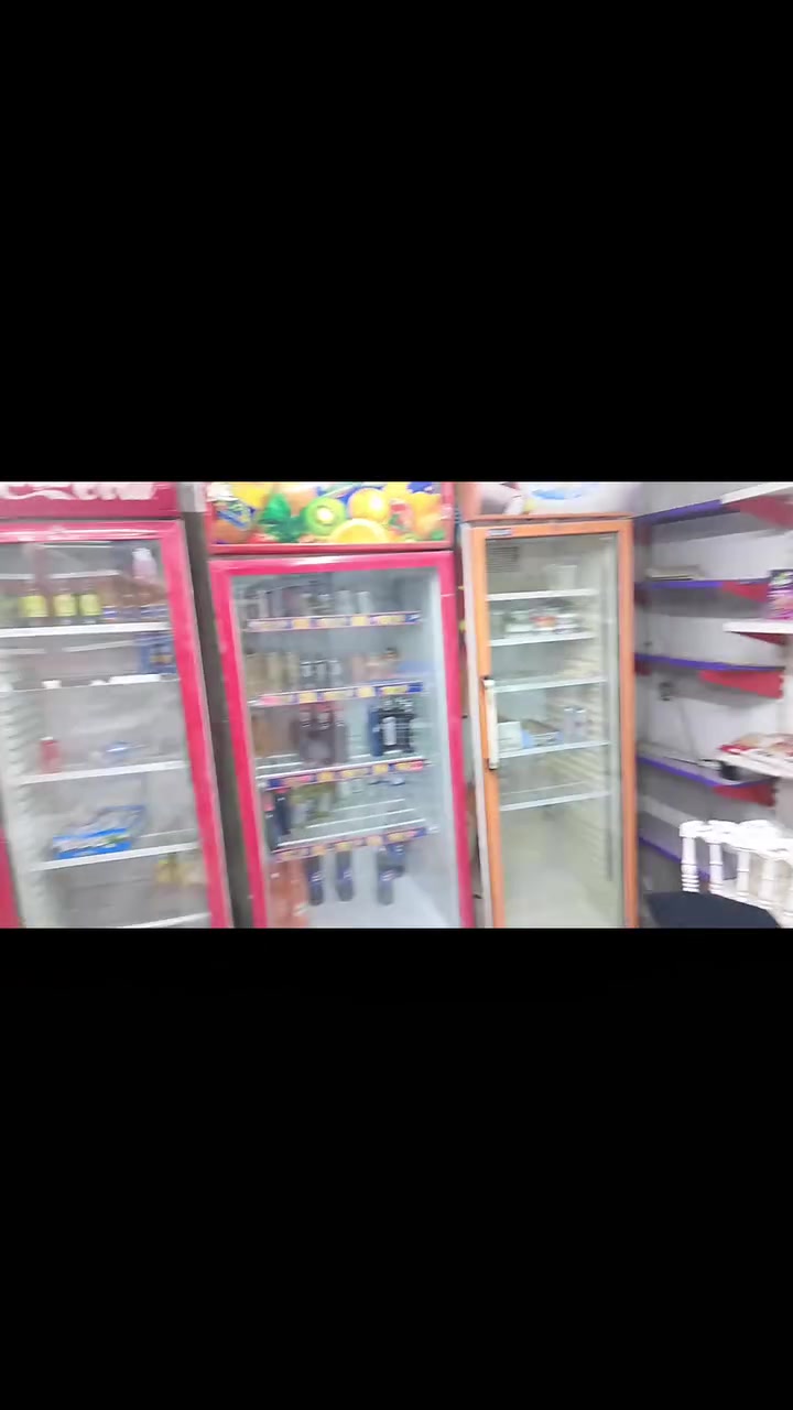 سلام عليكم 7عارضات سعر الوحده 200 ..*********** فقط وتساب
