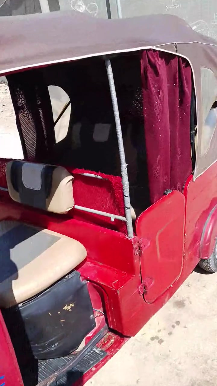 تكتك مديل 18 اوراق صولي  مانقصها شي جاهزه لشغل محرك نضيف سعر 4 ونص بيها مجال مكاني ناصريه مركز ‏‪***********‬‏
