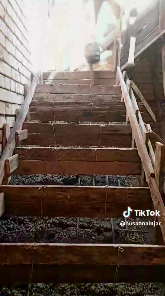 السلام عليكم 
نجار قالب 🔨 مصمم دروجه واجهات وخرائط ترميم منازل 🏤 مقاولات عامه تسليم مفتاح تسليم مهندس للتواصل خاص او الاتصال على الرقم 
***********
***********متوفر واتساب واتصال 
حسين ابو رضا النجار من بغداد

نص مكتوب في الصور:
- TikTok
- @husaanalnjar