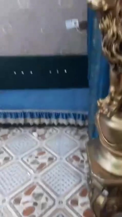 بيت 100مترضياءالحلفي للبيع بالديات ***********فقط تصال او وتساب غير متواجد علىالفيس
