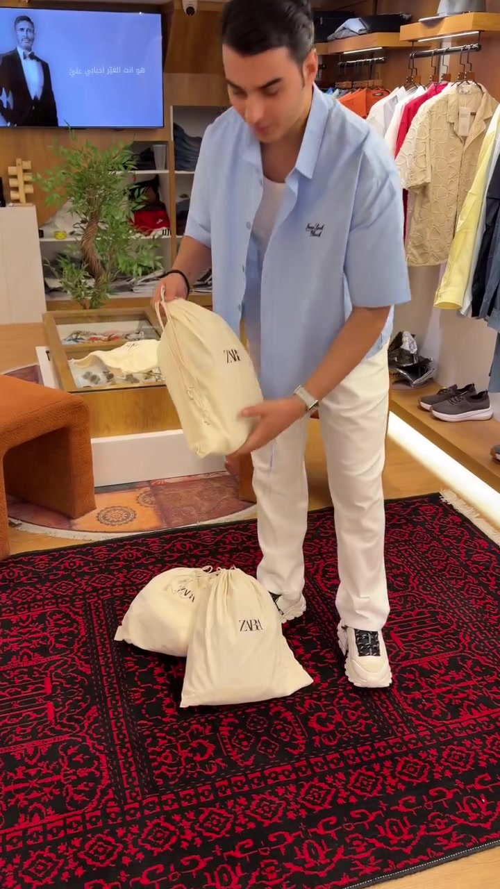 جديد (احذيه محمد وامير) 

وكاله (ZARA ) 

القياسات من (40)(4)(42)(43)(44)(45) 

العنوان (الناصرية شارع جمهوريه مقابيل مجمع اليث)
