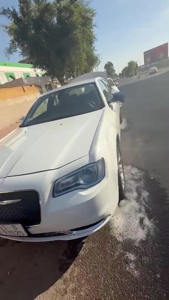 سلام عليكم اوبامه   معلايه
اصل17 معلايه 2022 بسمي شخصين 

حادثه بنيد فقط بدون ايرباك فاحصه واصله الكمرك ماسويته 

دخم تاير جديد منضومت تبريد جديده حداديه نص عمر سعره 175 ايستفسار ***********
