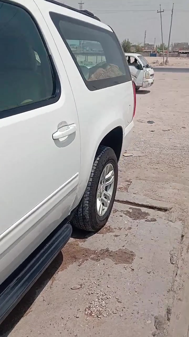 جي ام سي وارد خليجي موديل ٢٠١٢مكفولة  مكينه وكير واكسن تبريد امامي خلفي لايت زنون حدادية جديدة رقم مميز بسمي تحويل ثاني يوم مصفرة هيئة ومرور سعر مناسب عل خاص العنوان بصرة ***********   اتصال+واتساب...بيه طخه خفيفه بلمدكر الخلفي واضحه بالفيديو
