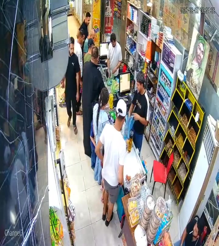 التألق هو قرار داخلي قبل أن يكون نتيجة. هو ذلك البريق الذي يرافق خطواتك، ويجعل حضورك لا يُنسى، تم نصب وربط 16 كامرات مراقبه نوع Dahua بدقة 5mp في احدى الماركتات وكان توزيع الاماكن حسب طلب الزبون حصرا
وان شاء الله القادم اجمل وافضل.... 
للاستفسار الاتصال على الارقام التالية
*********** م. اسامة ***********. العقابي
https://www.facebook.com/القبس-للديكورات-وكامرات-المراقبة-101845971499779/
التألق هو قرار داخلي قبل أن يكون نتيجة. هو ذلك البريق الذي يرافق خطواتك، ويجعل حضورك لا يُنسى، تم نصب وربط 16 كامرات مراقبه نوع Dahua بدقة 5mp في احدى الماركتات وكان توزيع الاماكن حسب طلب الزبون حصرا
