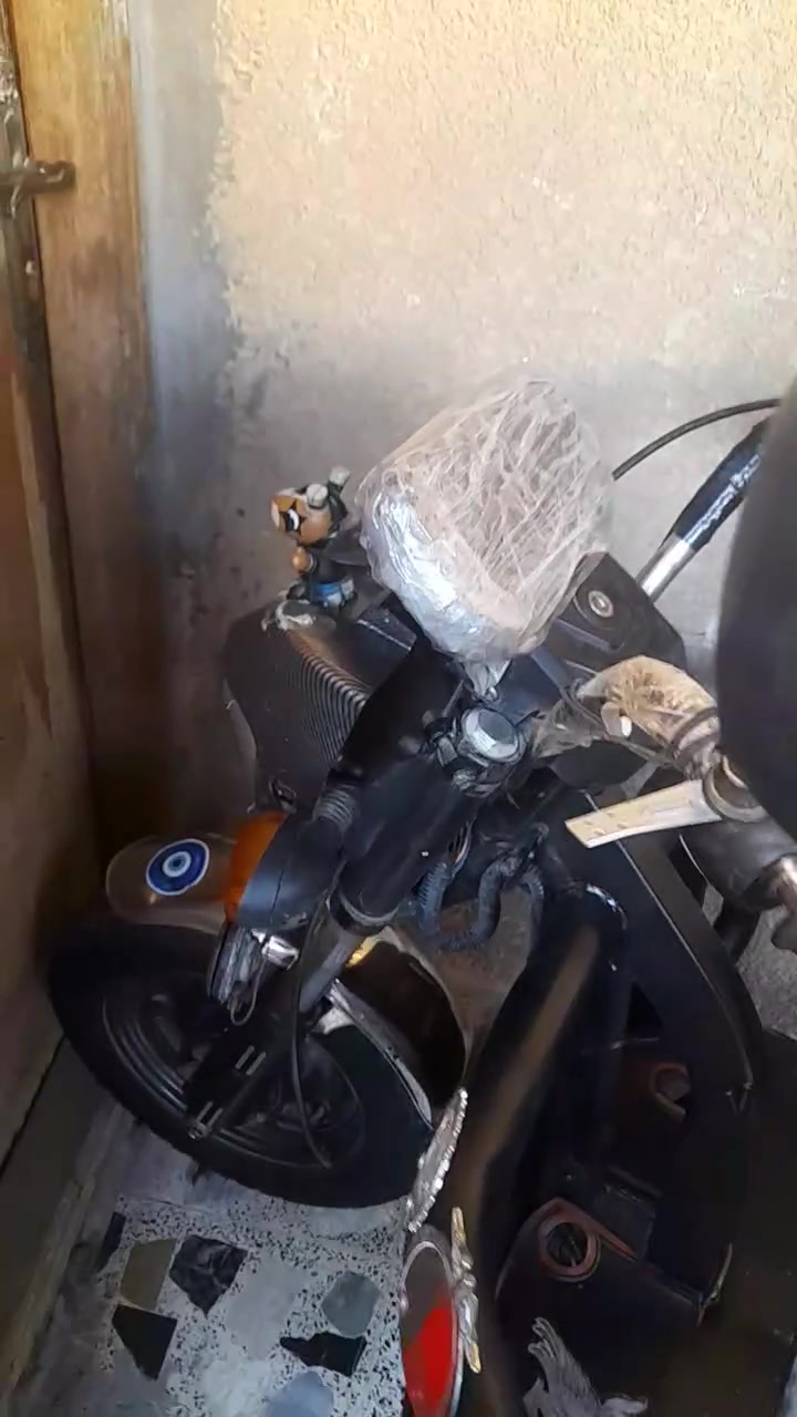 السلام عليكم ستوته موديل 25 بطاريات جده طائرات جده كهربائيات كلهن جدد ك المكان زعفرا رقم التليفون بس واتساب سعرها بمليون قفل بدون عمله اللي يحب يتصل***********
