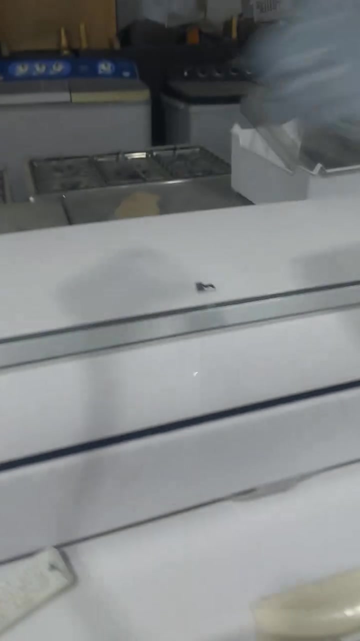 قطعه سبلت داخليه باله طن ونص شرط الشغل العنوان البصره قضاء المدينه خلف محطة الوفود الحكوميه البدران للإستفسار*********** عل الخاص
