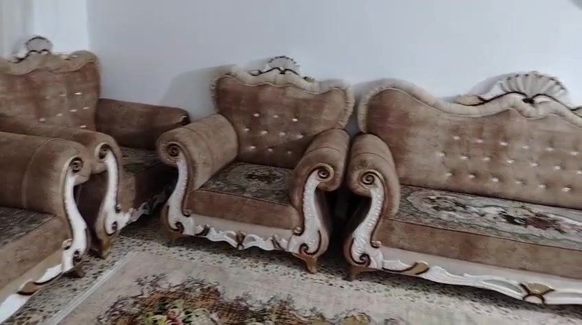 تخم نظافه 95٪ جديد استخدام قليل السعر 700  للاستفسار (***********)
