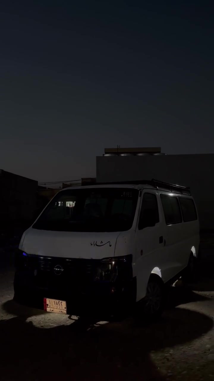 نيسان يورفان • ٢٠١١ • دبل زينون
