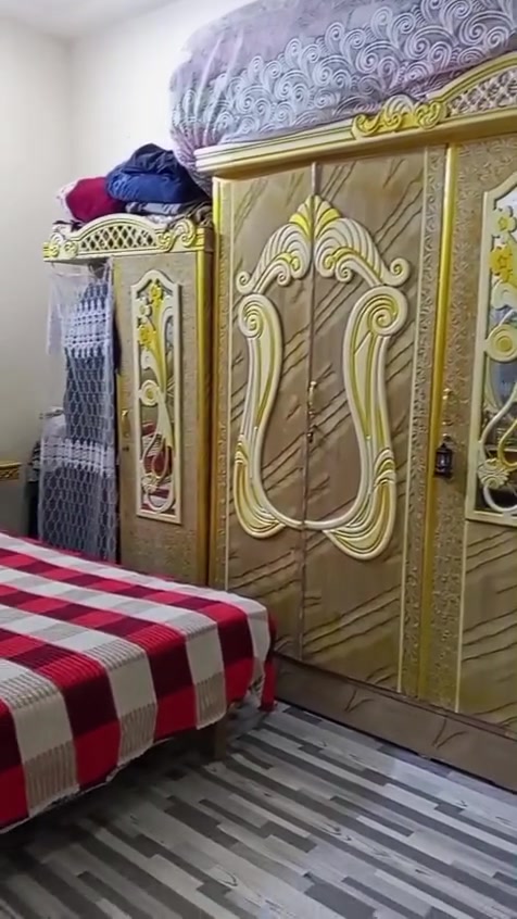@إشارة
غرفة اخشاب صاج  درجة اولى موديل التركي 
جداً جديدة ونضيفة مع المندر السعر 900 العنوان التنومة الصالحية لتفاصيل اكثر ***********
