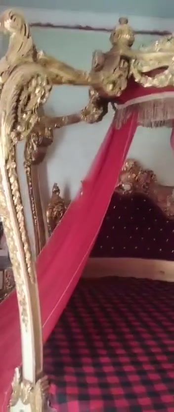 غرفة كاملة تتكون من 6 قطع 🤎
خشب مصري
مرتبة ونظيفة ومحافظة عليها
مناسبة للعرسان أو للتجديد
للتواصل وتساب ***********
