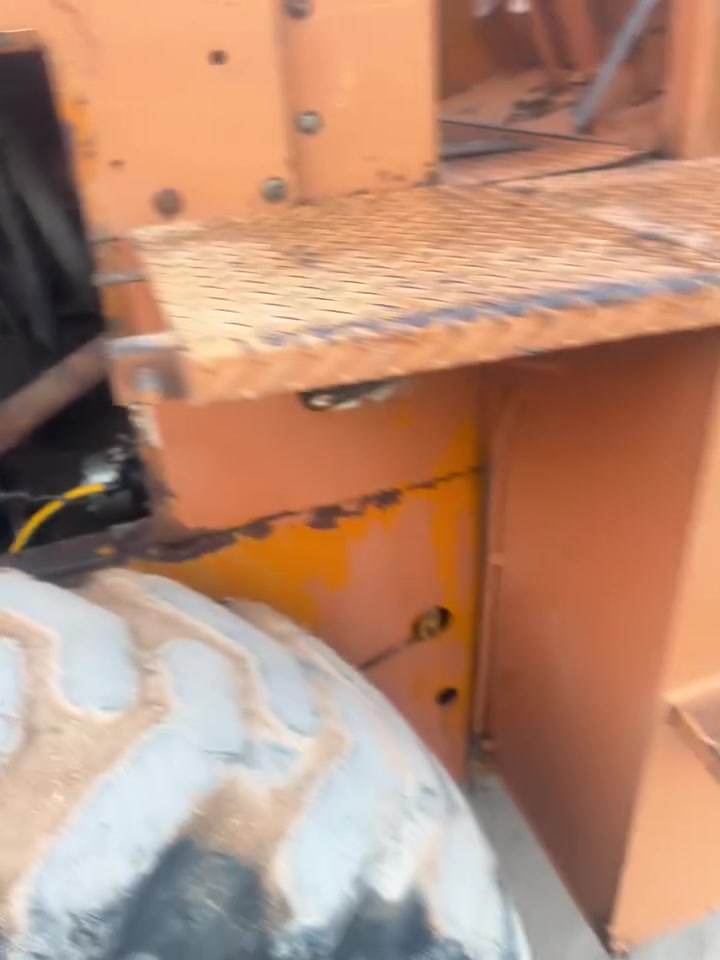 سلام عليكم شفل فوركاوه جاهز رقم بغداد مكينه لا بخار ولا تنقيص اكسنات كوماتسو شفل جاهز العمل 

***********
سعر 80
