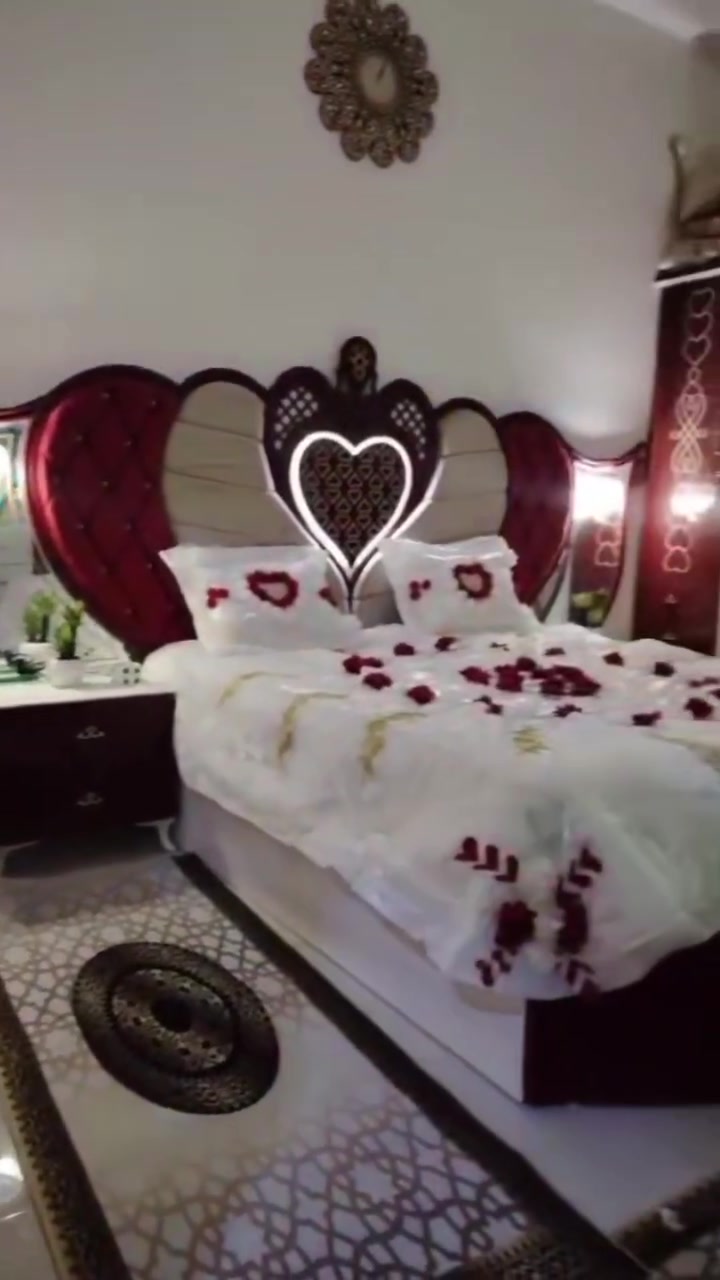 غرفه مستعمله للبيع والاستفسار التواصل واتساب *********** وللتصال
