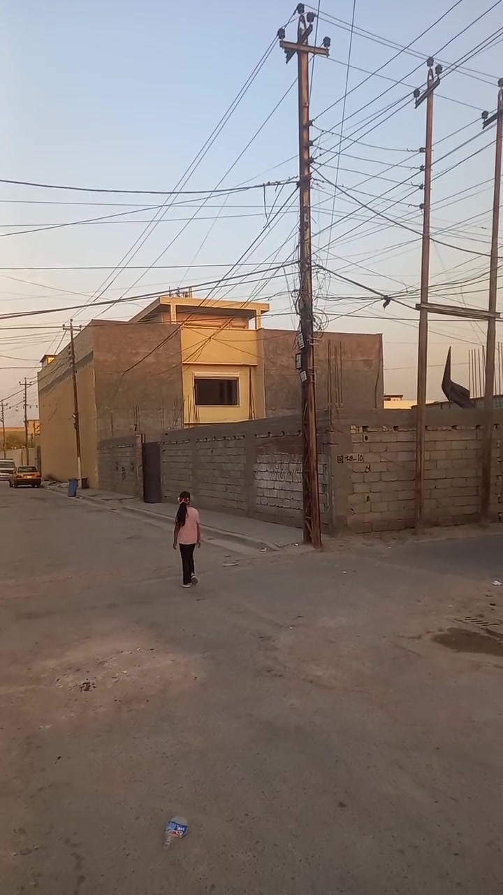 سلام عليكم بيت للبيع مساحة البيت 82 متر طابو زراعي خلف قاعة ابو رشاد تفاصيل داخل الفيديو للستفسار الاتصال على هاذة الرقم ***********
