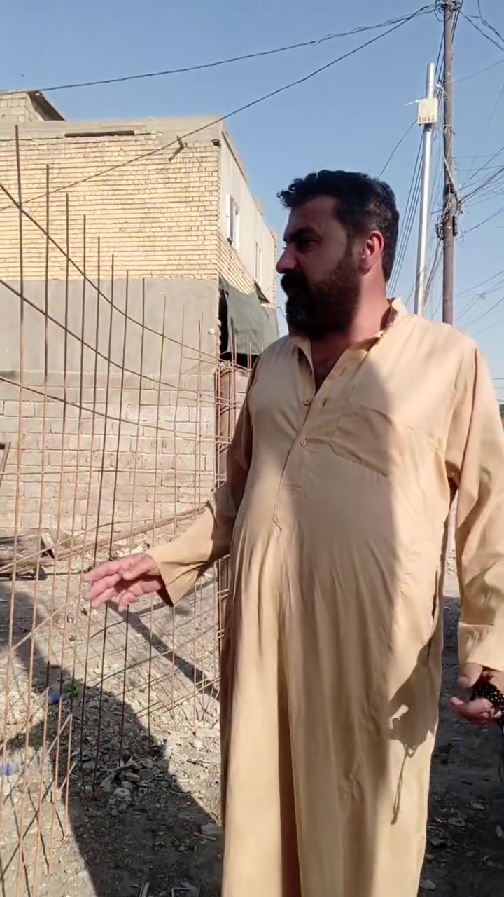 السلام عليكم قطعة ارض للبيع حي فدك قريب على الشارع من جهة دور النفط السعر ٣٥ وبيها مجال قليل التصال على هاذ الرقم ***********
