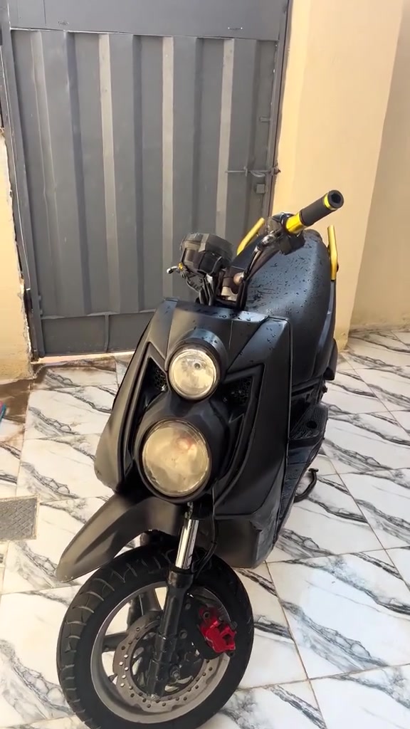 سلام عليكم سكنس جبلي للبيع دراجه مكفوله مرتبه بيه شلعه تآكل الكاع بيه صالنصه رياضي بوري عدل بيه كلج خلفي رياضي سعر 1050 وبيه مجال للستفسار ***********
