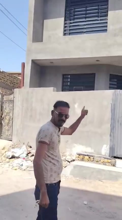 يعلن مكتب بركات الزهراء بيت للبيع طابو زراعي سند 25 شارع الرابط بين شارع 80 وشارع 100 الفرع الثاني يبعد 60متر عن التبليط بيت طابقين درجه الأولى البيت فارغ  تستلم جاهز  السعر 95 وبي مجال ***********
