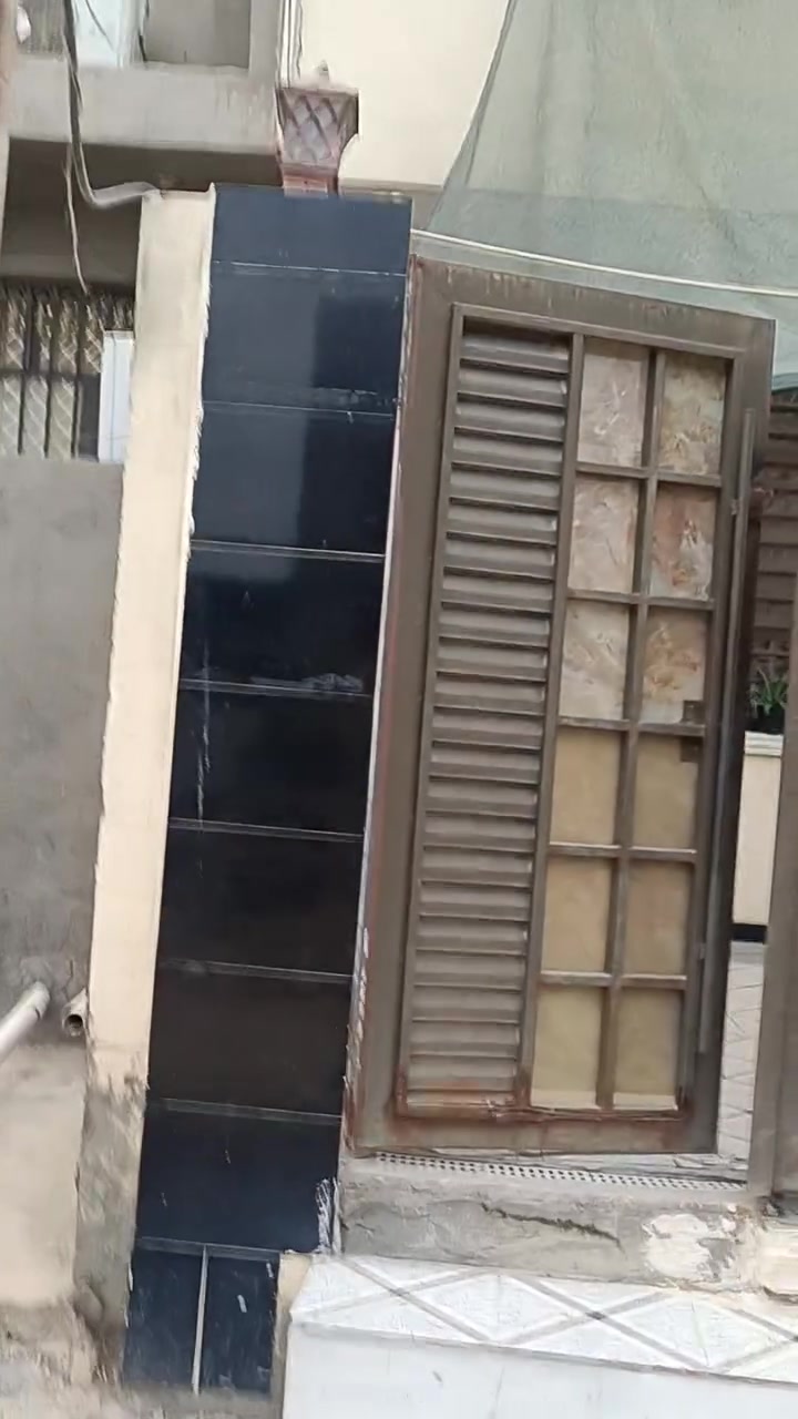 بيت • ١٣٠م • حلة شارع ٨٠