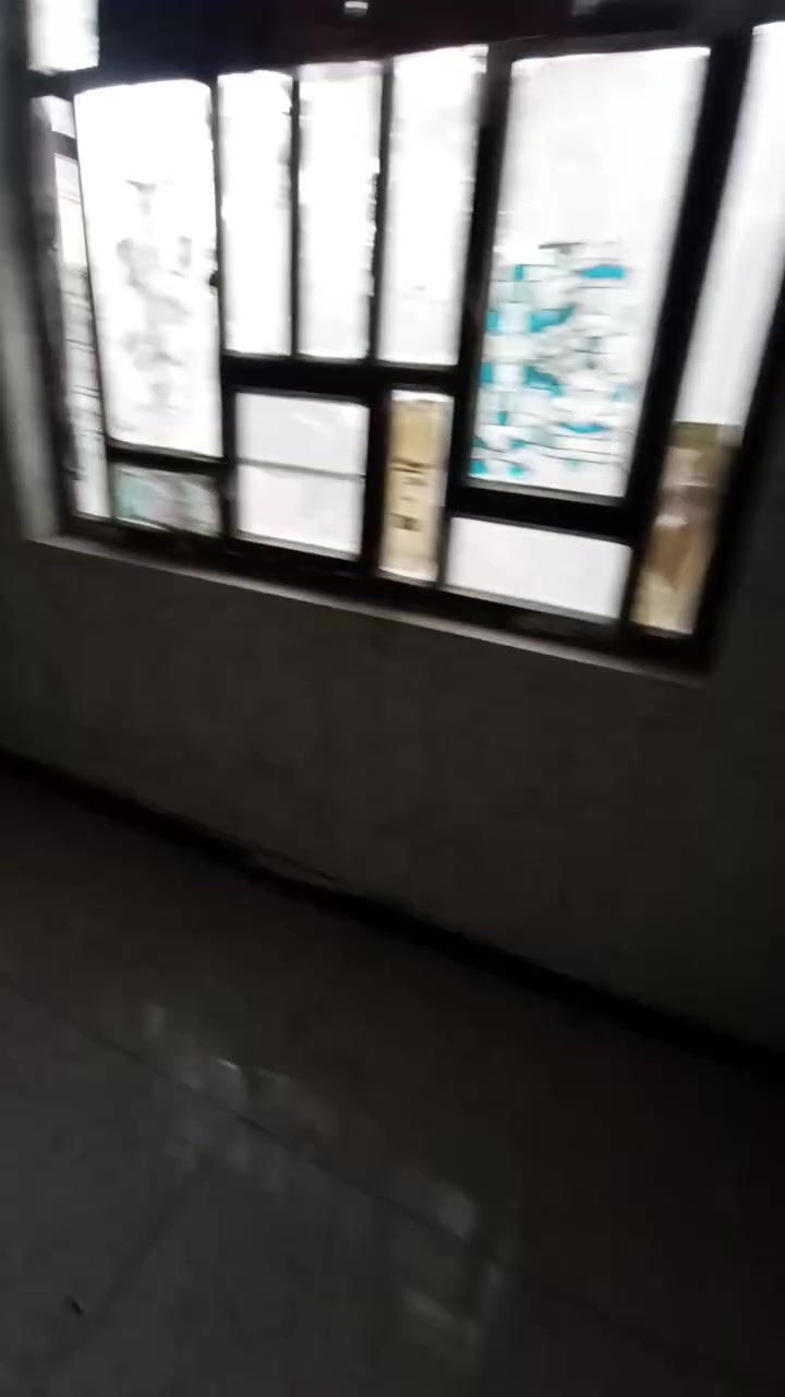 مشتمل للايجار قريب على حسينية الامام المهدي ارضي للايجار مساحه 50متر ***********
