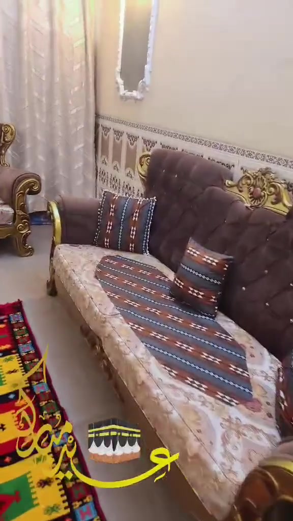 سلام عليكم تخم 10مقاعد زان الصلي تركي نضفة 80بل مية العنوان العبيدي شهداء الثالثة سعر 350وبي مجال الستفسار التصال علا الرقم ***********

