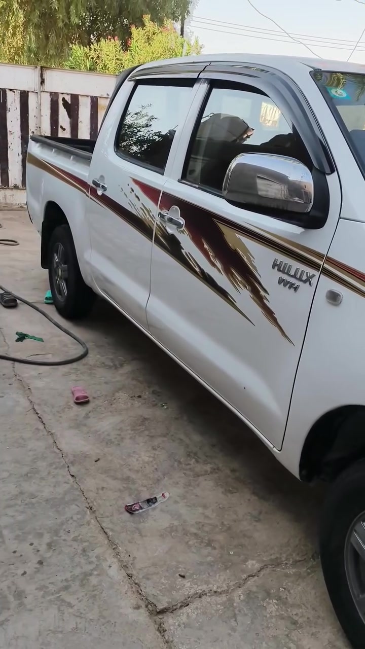 سلام عليكم موديل 2008 سعودي   مكفولة من ضربه وتبديل صبق حزام  جماليه قماره وبنيد كفاله من صبق  حداديه فول تخم تاير محرك مكفول لاتنقيص ولا بخار تبريد ❄ رقم جديد سنويه لحد 32 مجدد رقم بغداد العنوان واسط الكوت السعر  120 بيه مجال قليل ‏‪***********‬‏
