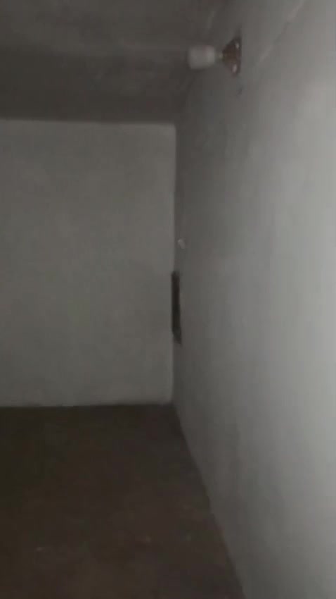 السلام عليكم  شقه للايجار في المشتل قرب معجنات الدرويش مقابيل مطعم 🍴 الضياء
طابق 2 غرفتين وصاله ومطبخ وحمام 
للاستفسار :***********
ايجارهة ب350