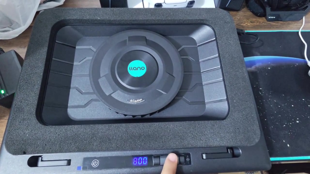 Laptop cooler llano شركة
 نظام الغرفة المغلقة
يدعم من حجم 15 لل21 
استخدام بسيط قطعة نظيفة جدا 

السعر 70٫000
مكاني كربلاء 
متوفر توصيل 
***********
