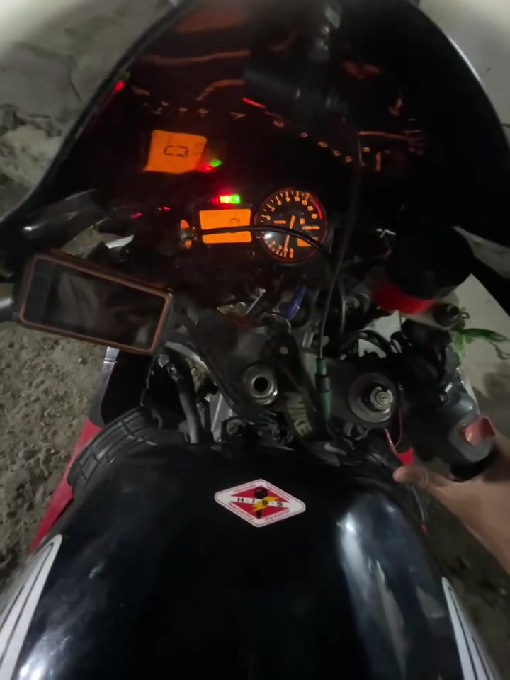 سلام عليكم درجة البيع دفل السعر ١٨***********
