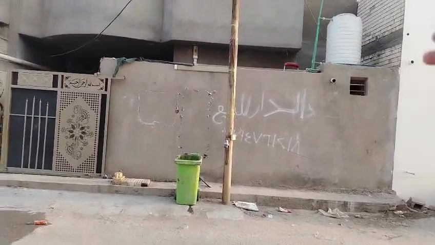 السلام عليكم بيت طابقين  للبيع المساحه150 متر الواجه 9 النزال 16 سند 25 اقرار محكمه المكان الكرغوليه شارع الجوادين مقابل سوبر ماركت المسعودي بلجه الثانيه صفحه مول الامراء الاسفسار اكثر الاتصال عله الرقم ***********
