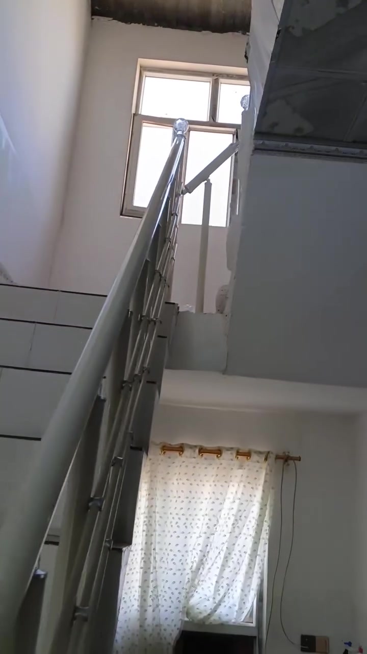 جانب من اعمال هذا الاسبوع 
تم بفضل الله تجهيز وتنصيب محجر درج المنيوم تركي لون كريمي مع تطعيمات فضي لمنزل الاخ ياسر الاحمد ابوعمار. 
      الوان لماعة وشغل هندسي ومتانة تدوم الك ولأحفادك مع ضمان 10 سنوات بالنسبة للون والصدأ ونضمنلك المحجر من ناحية الصيانة اي خلل نجي نصلحوا مجاناً. 
اسعارنا تنافسية وموادنا بيهه كل الضمانات التريدهه وشغل يعجبك
موقعنا قضاء الحويجة ناحية العباسي ونشتغل كل المناطق ونشتغل محافضات وشغلنا كرستا وعمل.
راسلونا او اتصلوا بينا ماتندمون! 
ناطق صالح ***********
حسين مرهج ‏‪***********‬‏
