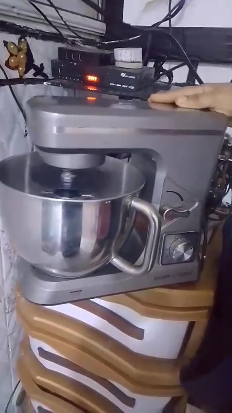 عجانة • معدات مطبخ