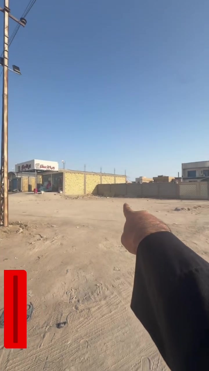 دار سكني زراعي للبيع مساحه 200متر طابوك والسقف كونكريت شارع عبد العالي قريب ع السيطره مال السوك نظيف وجاهز وفارغ نزلة عبدالعالي يبعد عن الشارع العام 200 متر وكافة الخدمات ماي وكهرباء ومجاري  
متكون من 
غرفتين وصاله وديوانيه ومطبخ وصحيات داخليه وخارجيه ومنور  السعر 60ً مليون
للاستفسار اكثر تصال 
***********
