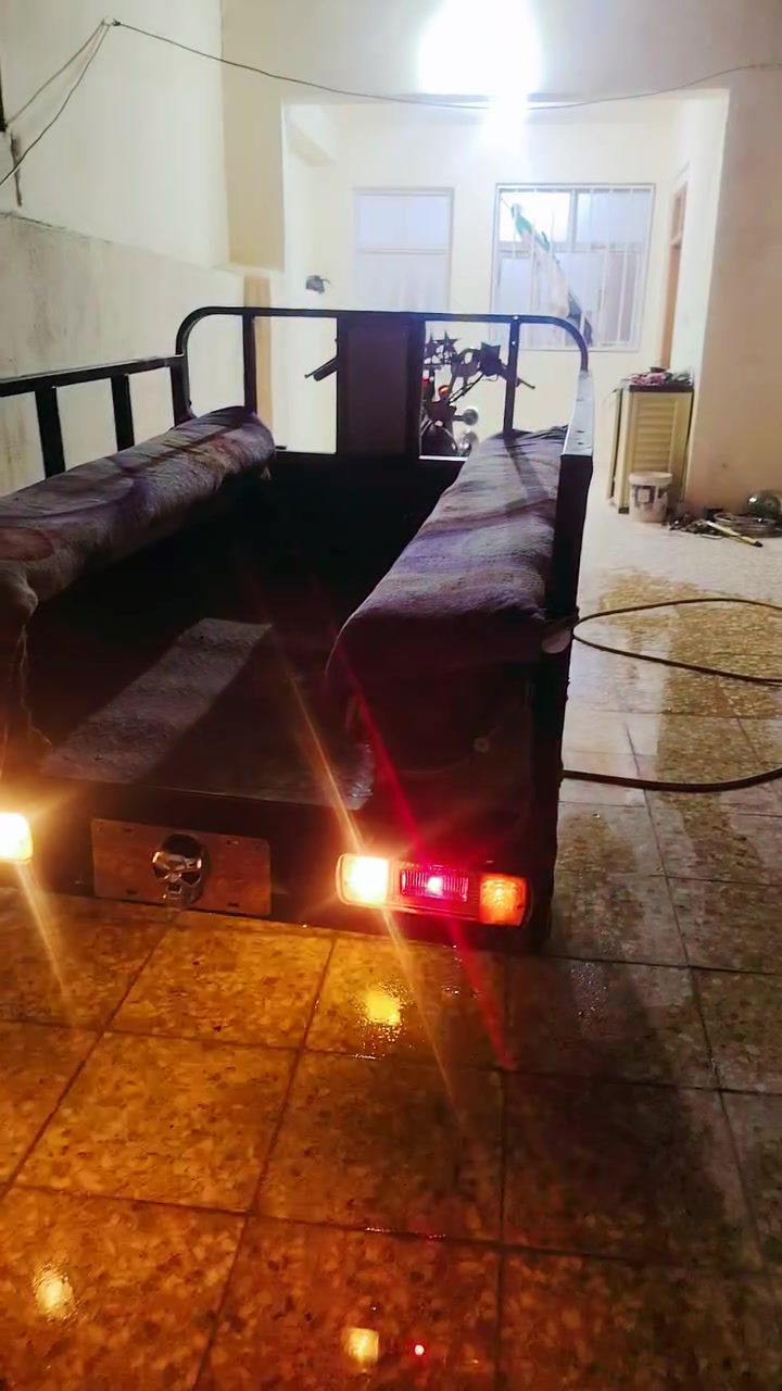البيع مديل 11 سنويه ورقم  محرك 25 كلها جديد الوجه رقمي  ***********
