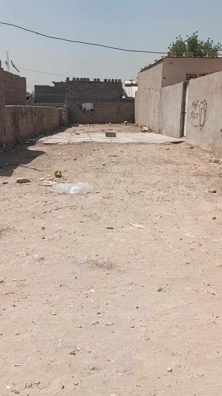 بغداد ملحق حي الرحمه 
***********
السعر 15 مليون بيها مجال
