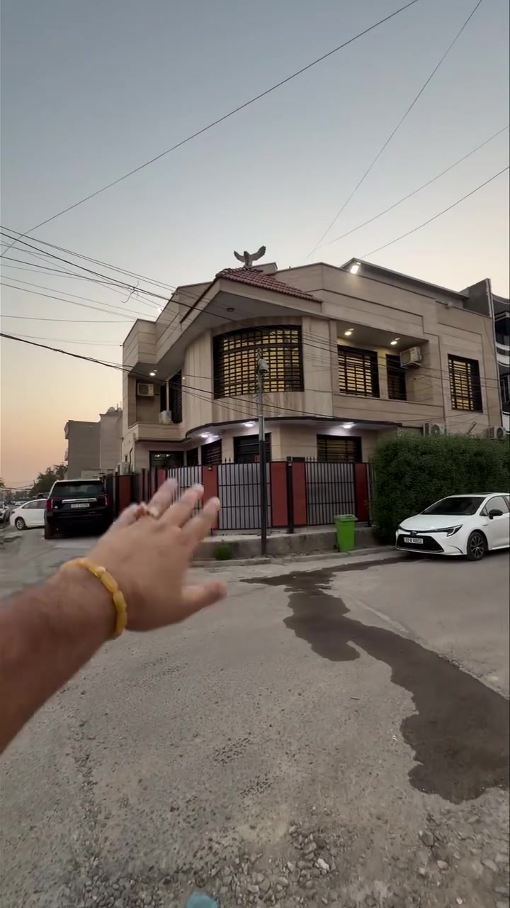 🏡 دار حديث للبيع – موقع مميز جداً

📍 شارع فلسطين – حي المهندسين
📐 المساحة: 128 م²
📏 الواجهة: 9.50 م
📏 النزال: 13.50 م

✨ دار حديثة بتصميم مميز، في موقع راقٍ ومطلوب جداً.

📞 للاستفسار والتواصل:
***********
